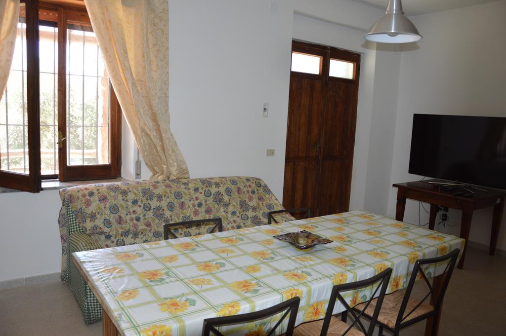 Azienda Agrituristica Carida Zaccanopoli ภายนอก รูปภาพ