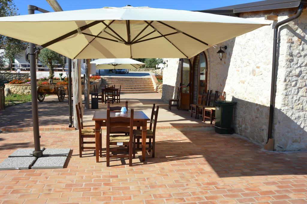 Azienda Agrituristica Carida Zaccanopoli ภายนอก รูปภาพ