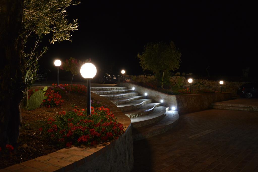Azienda Agrituristica Carida Zaccanopoli ภายนอก รูปภาพ